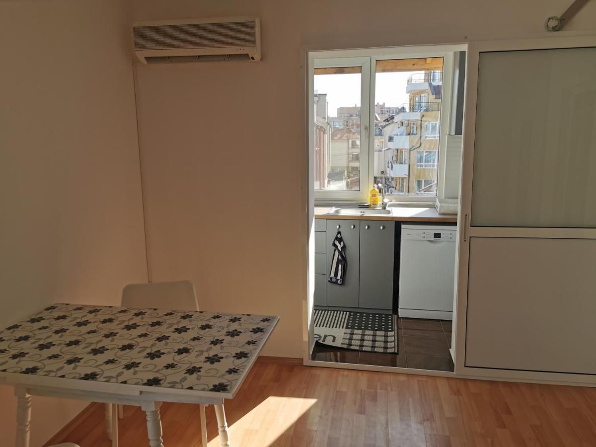 4Th Floor Burgas Exterior photo